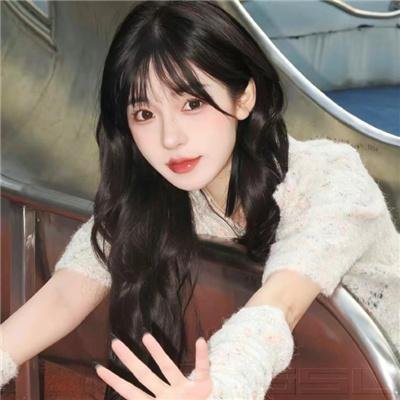 吞噬太阳的女子